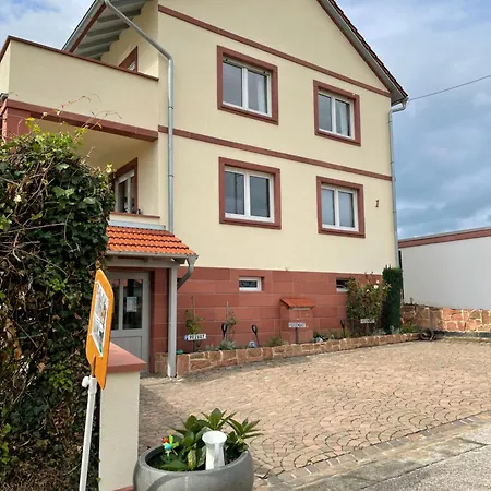 Haus Rebenblick Apartament Dierbach